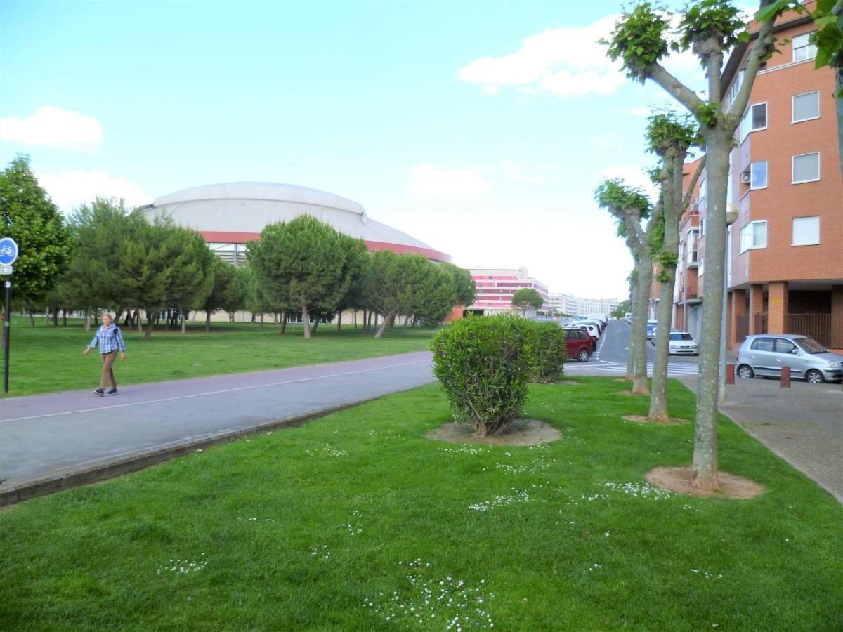 Logrocity Puerta Del Ebro Parking Privado Gratis Logrono Exterior photo
